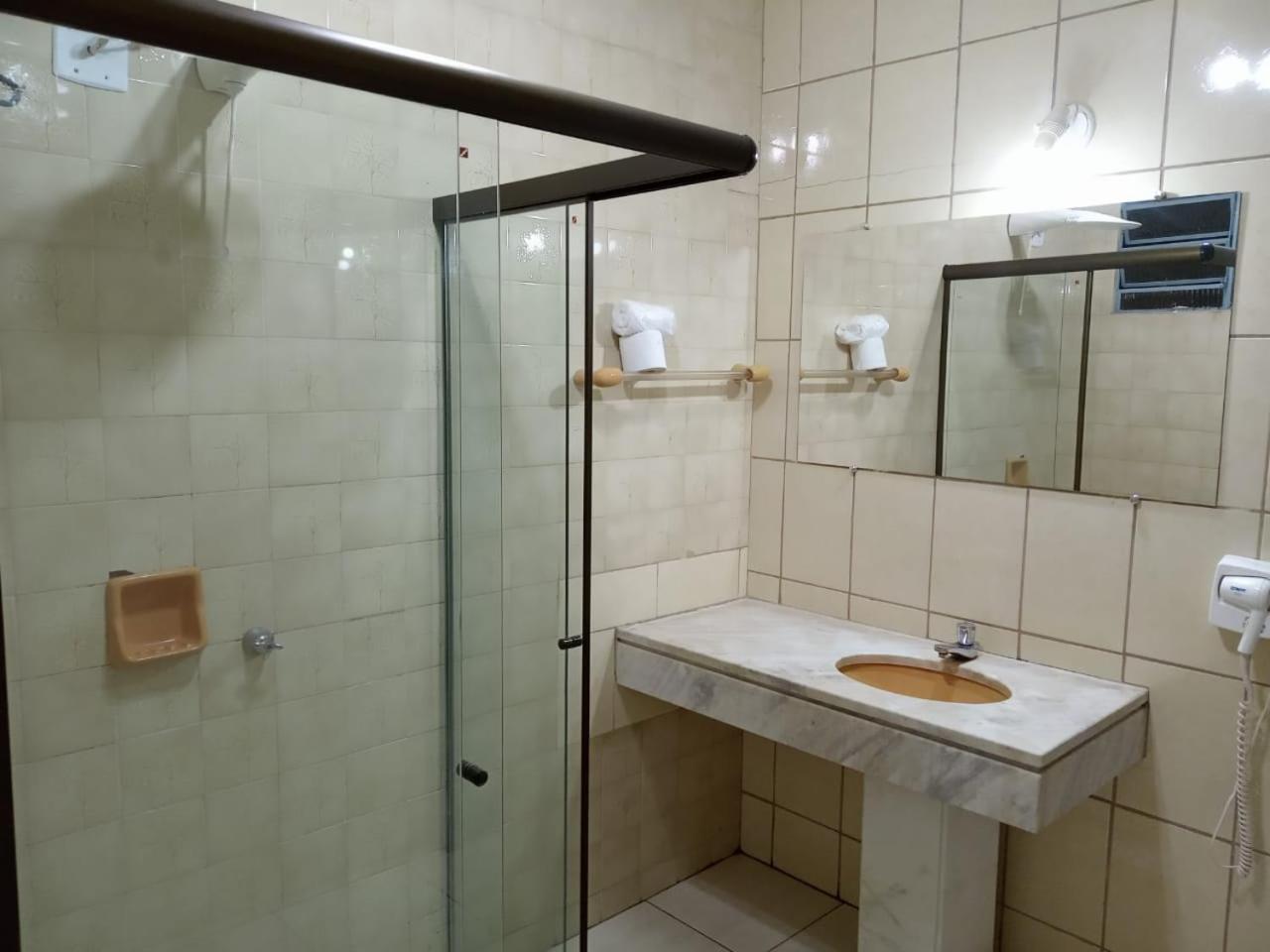 Hotel Gran Fenícia Marechal Marechal Cândido Rondon Quarto foto